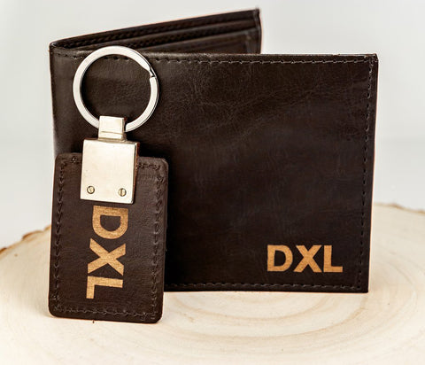 CLASSIC PERSONALIZED 3 CHARACTER WALLET: BASIC + EXTRA LOGO KEYCHAIN